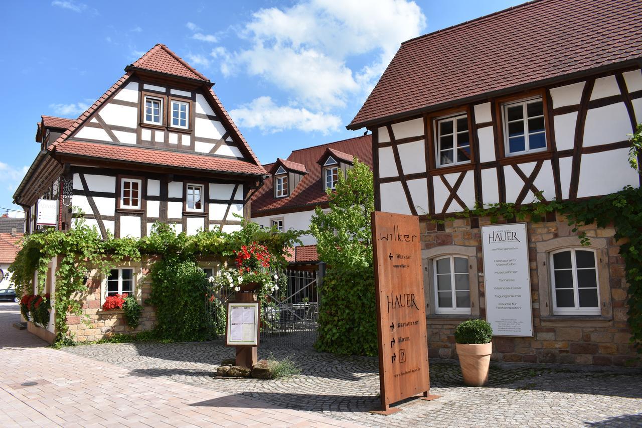 Landhotel Hauer Pleisweiler-Oberhofen エクステリア 写真